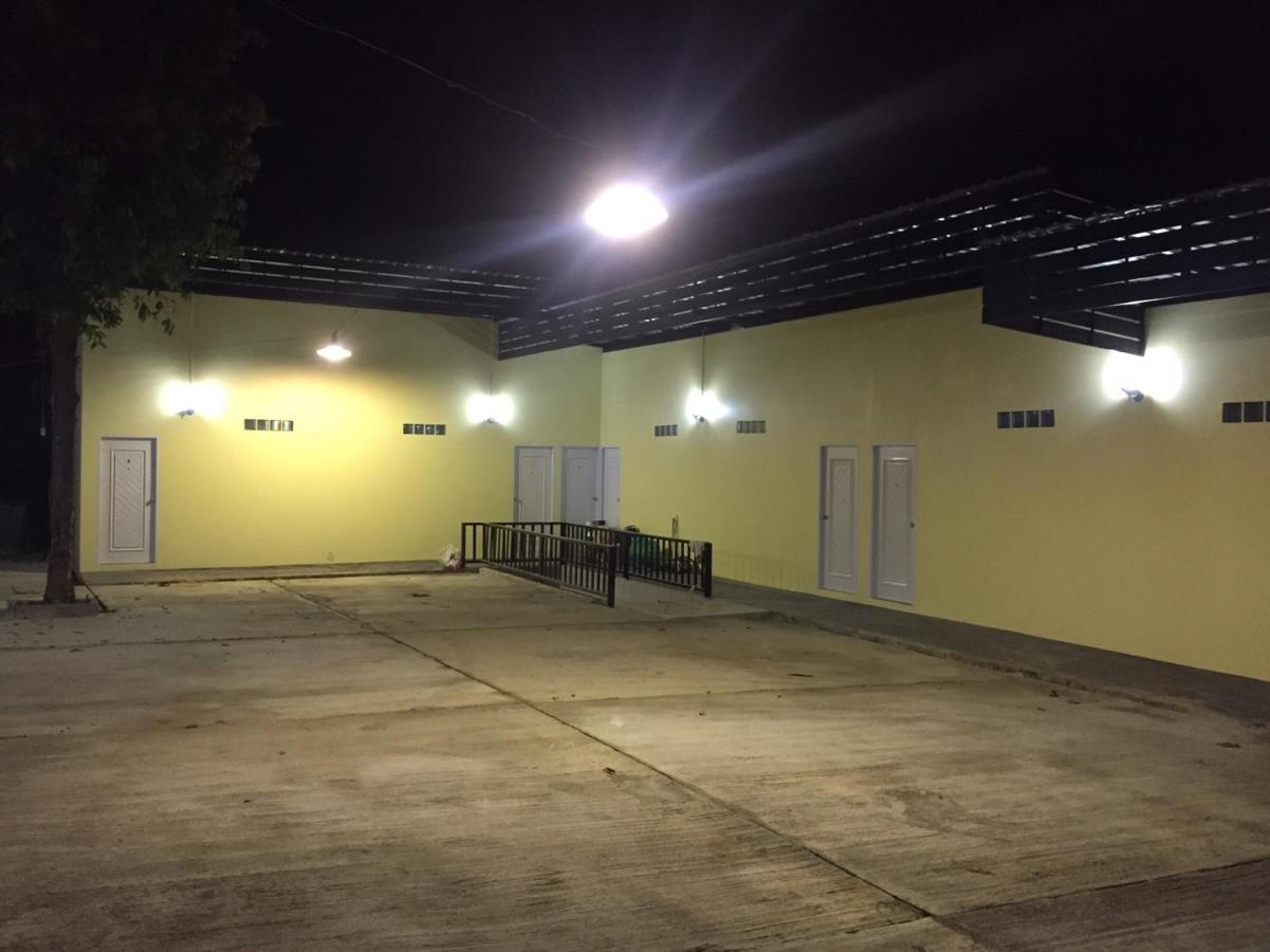 Chillchillsangkhlaburi โรงแรมชิลชิลสังขละบุรี Exterior photo